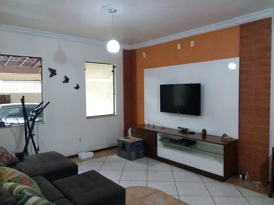 Sobrado à venda com 3 quartos, 140m² - Foto 1