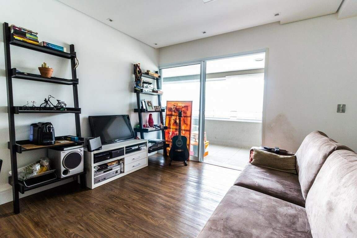 Apartamento à venda com 2 quartos, 69m² - Foto 2