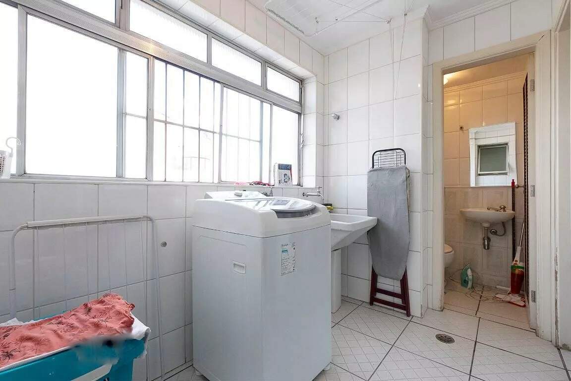 Apartamento à venda com 3 quartos, 130m² - Foto 9