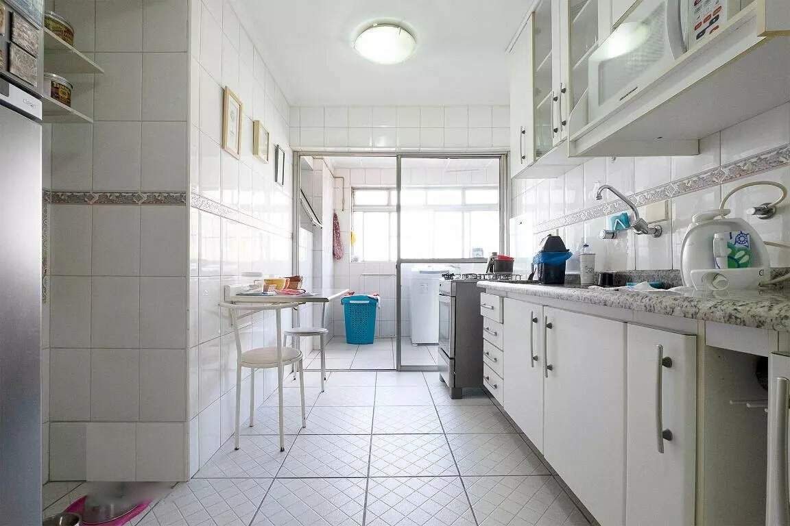 Apartamento à venda com 3 quartos, 130m² - Foto 11