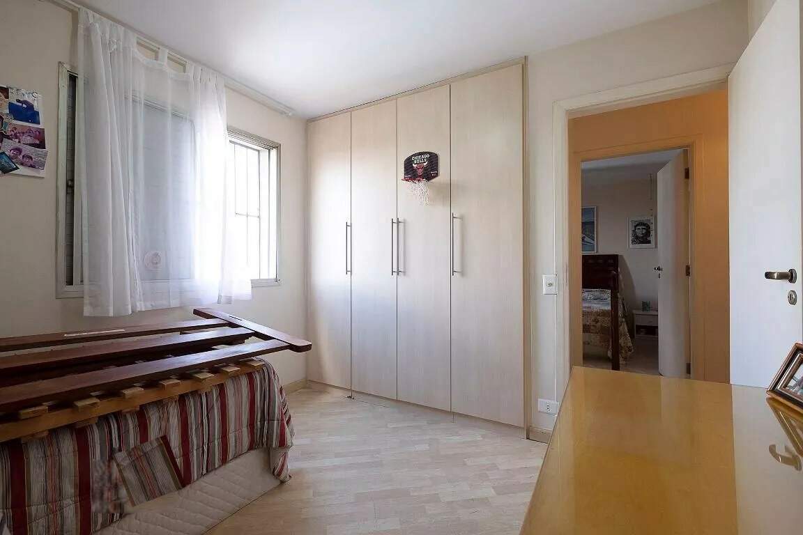 Apartamento à venda com 3 quartos, 130m² - Foto 14