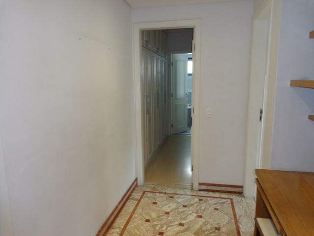 Apartamento à venda com 3 quartos, 150m² - Foto 18