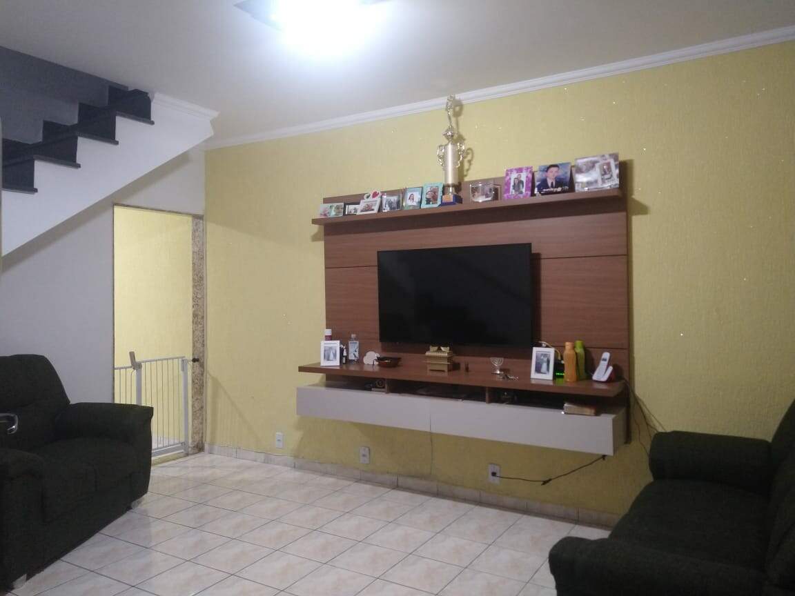 Sobrado à venda com 3 quartos, 200m² - Foto 3