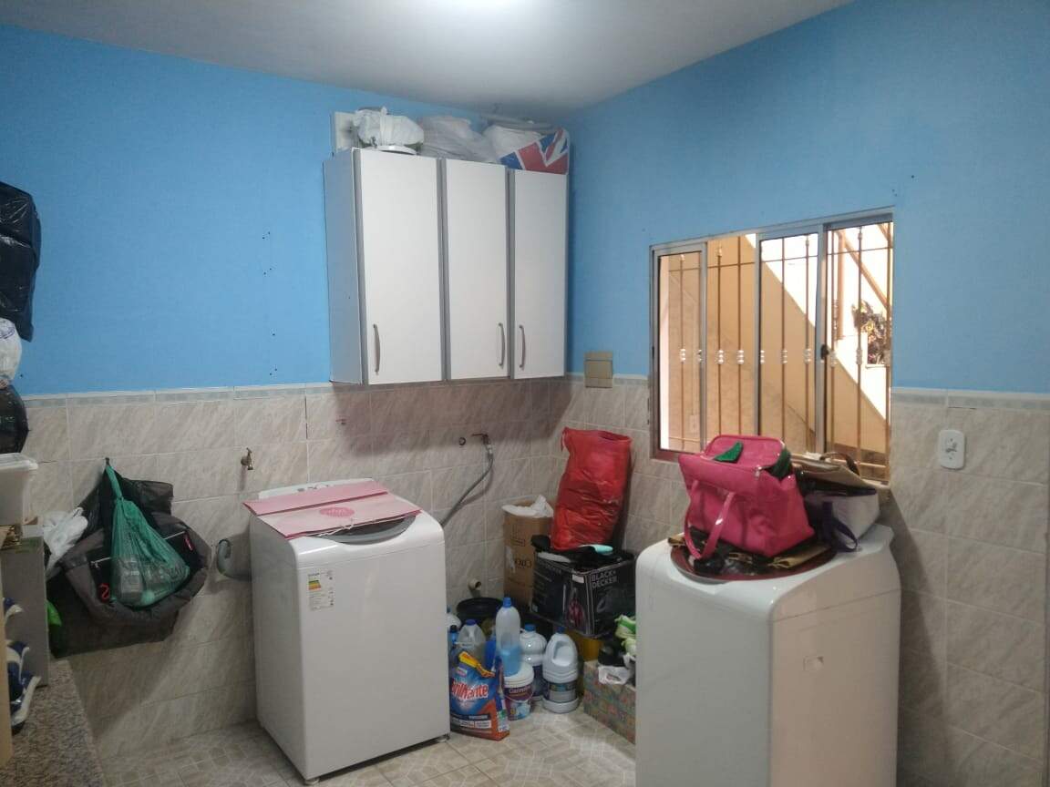 Sobrado à venda com 3 quartos, 200m² - Foto 18