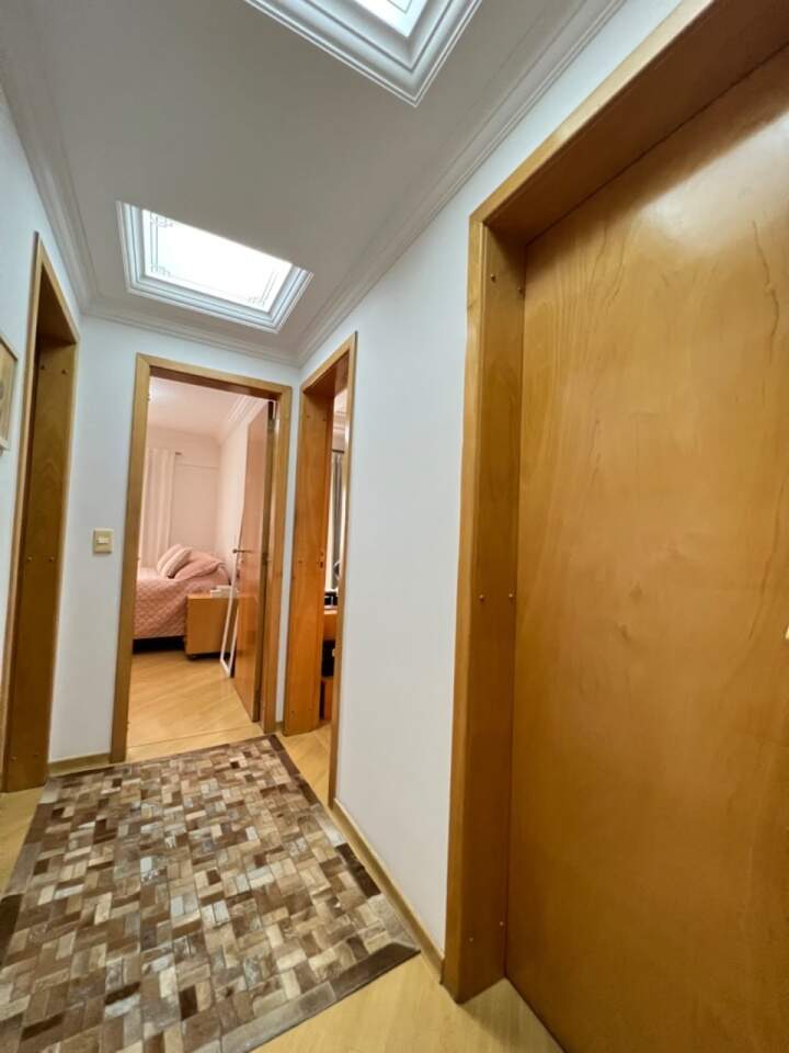 Apartamento à venda com 3 quartos, 136m² - Foto 18