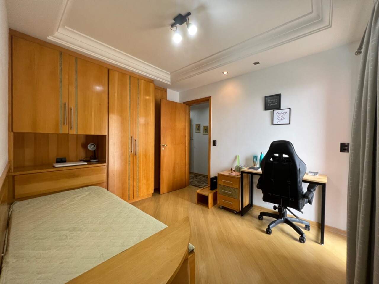 Apartamento à venda com 3 quartos, 136m² - Foto 25