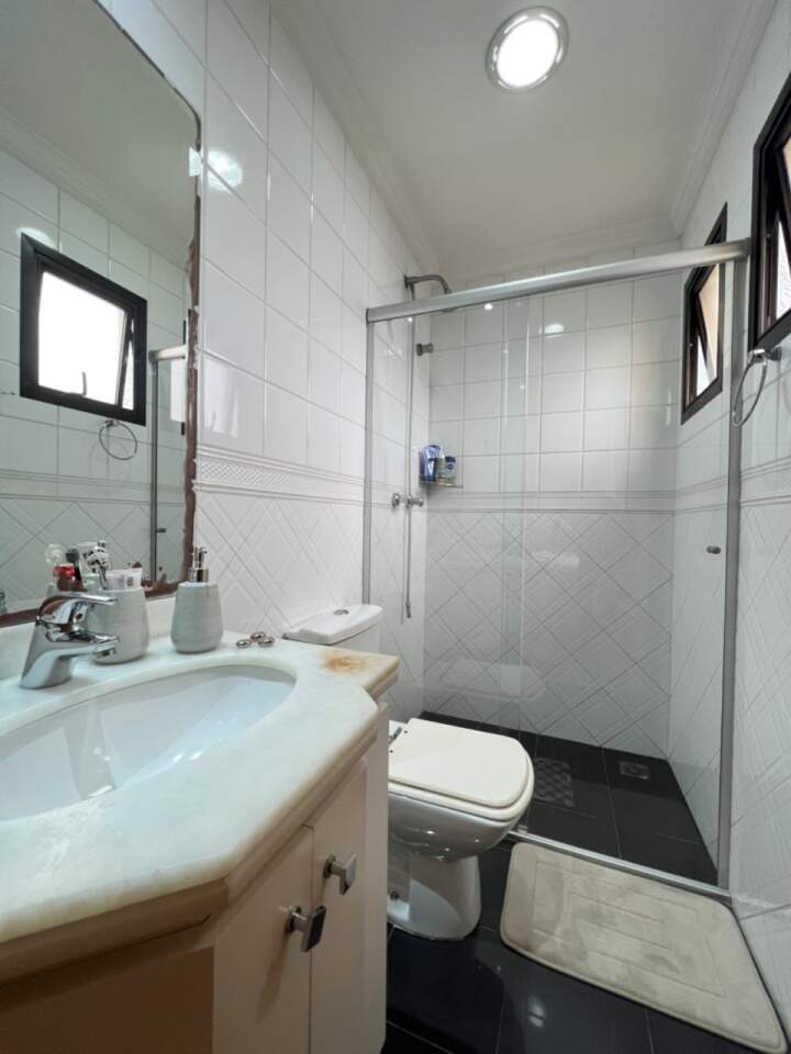 Apartamento à venda com 3 quartos, 136m² - Foto 31