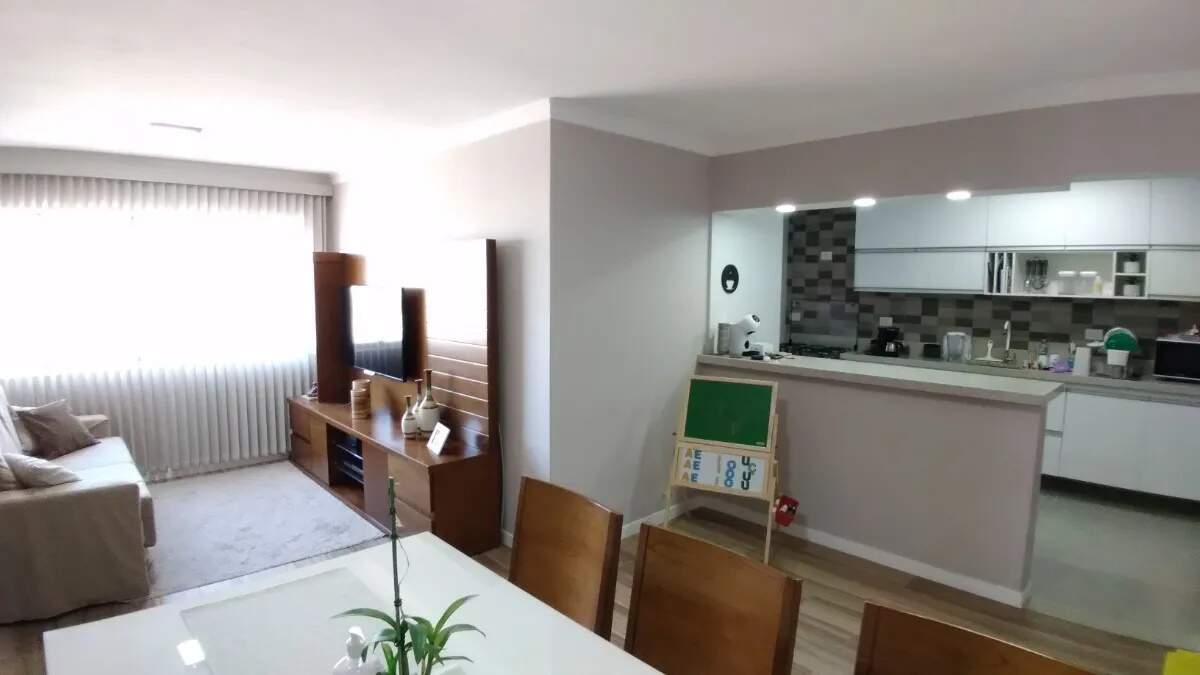 Apartamento à venda com 2 quartos, 84m² - Foto 4