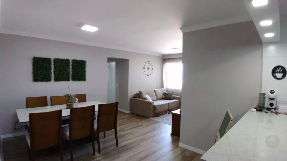 Apartamento à venda com 2 quartos, 84m² - Foto 2