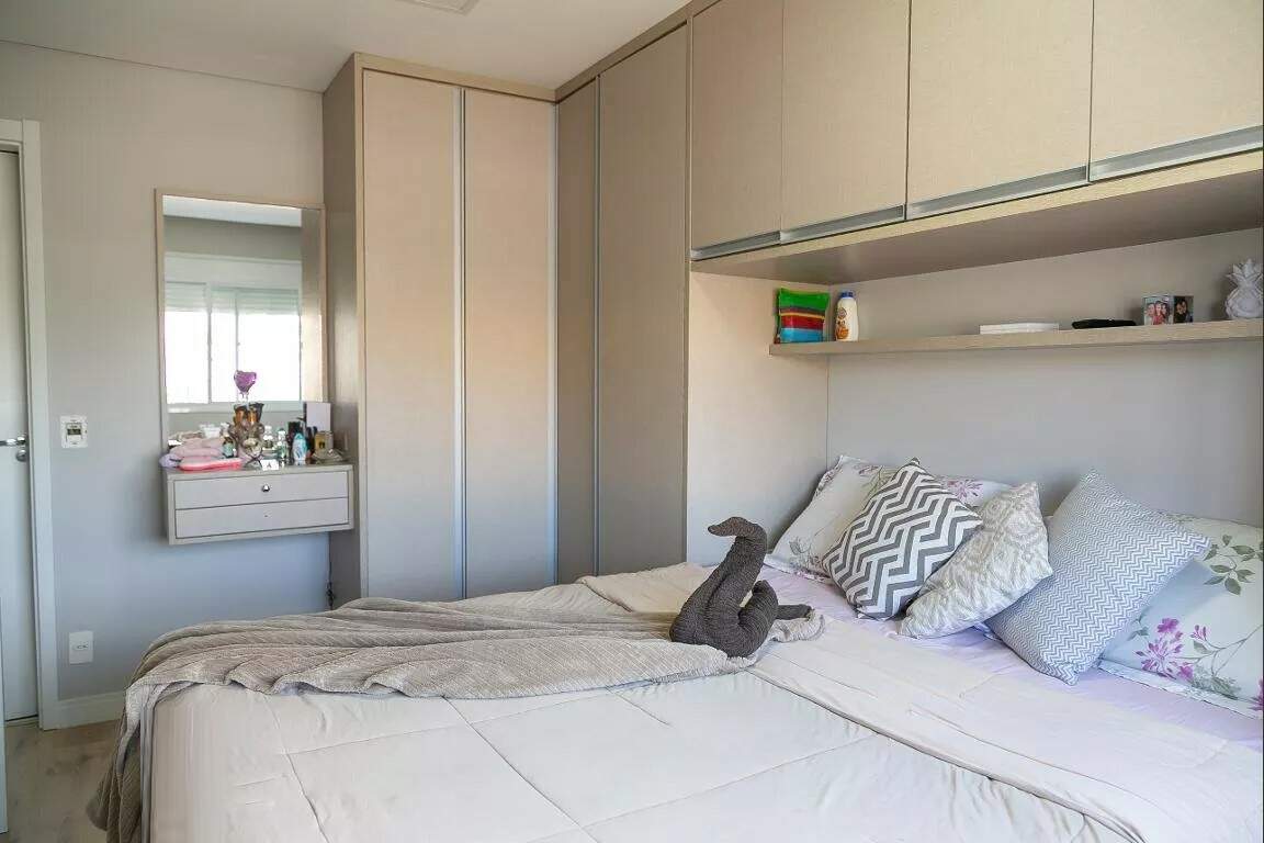 Apartamento à venda com 2 quartos, 62m² - Foto 15