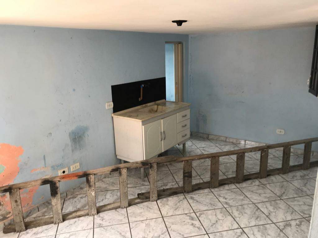 Casa à venda com 4 quartos, 100m² - Foto 18