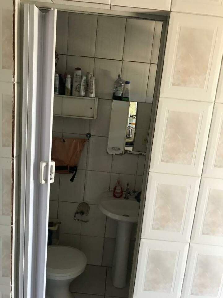 Casa à venda com 4 quartos, 100m² - Foto 26