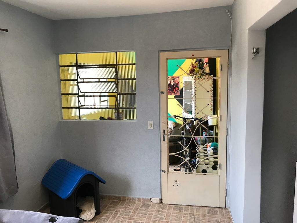 Casa à venda com 4 quartos, 100m² - Foto 33