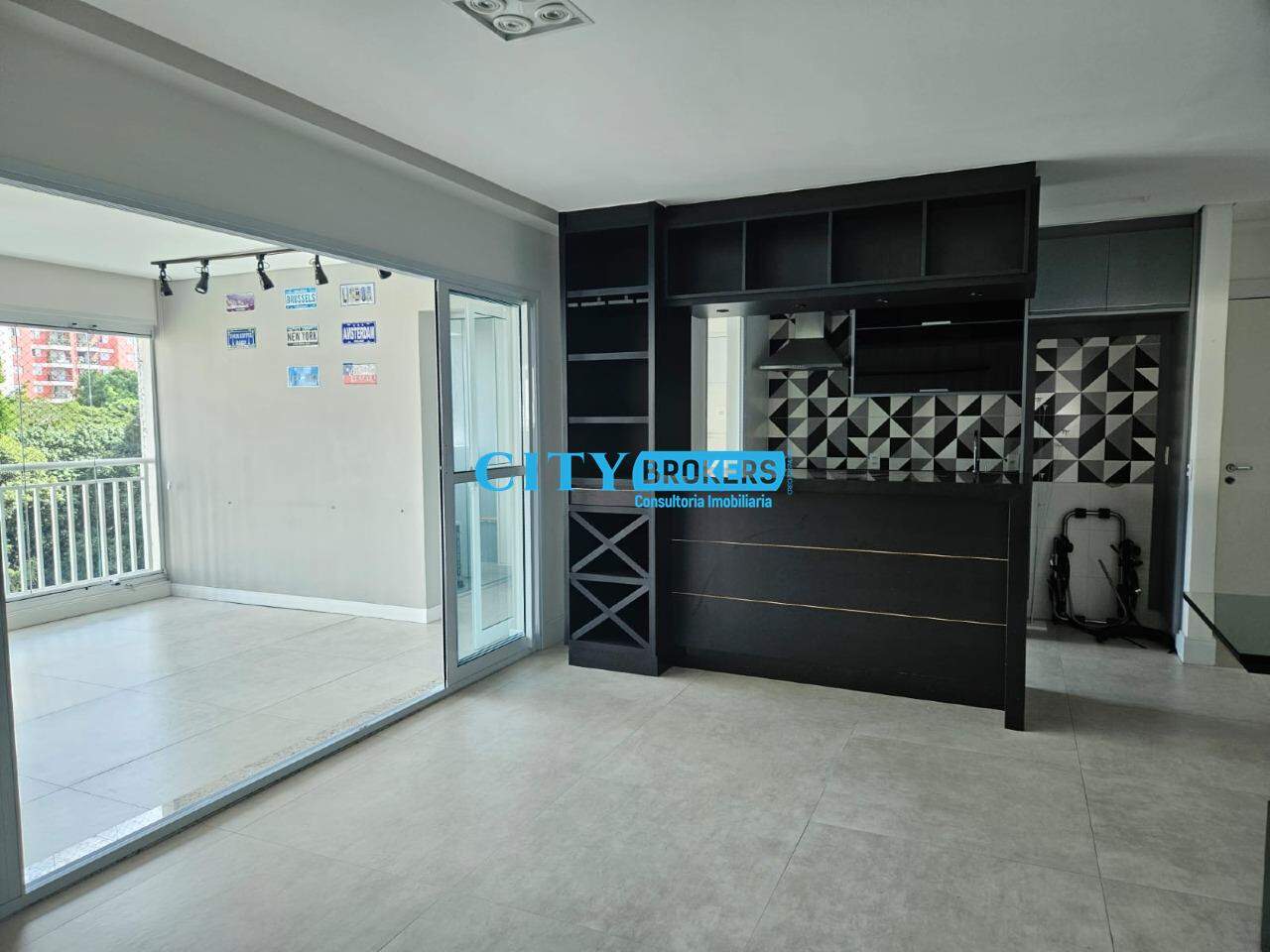 Apartamento à venda com 2 quartos, 90m² - Foto 1