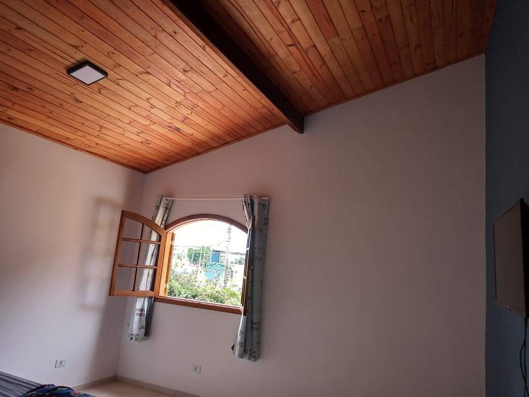 Casa à venda com 3 quartos, 201m² - Foto 14