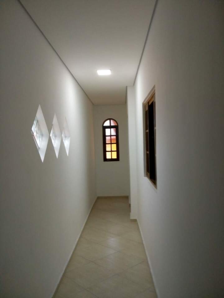 Casa à venda com 3 quartos, 201m² - Foto 17