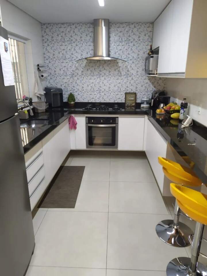 Sobrado à venda com 3 quartos, 190m² - Foto 14