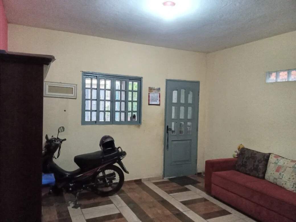 Casa à venda com 3 quartos, 40m² - Foto 4