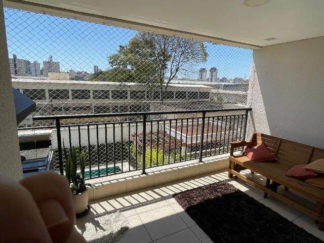 Apartamento à venda com 2 quartos, 80m² - Foto 2