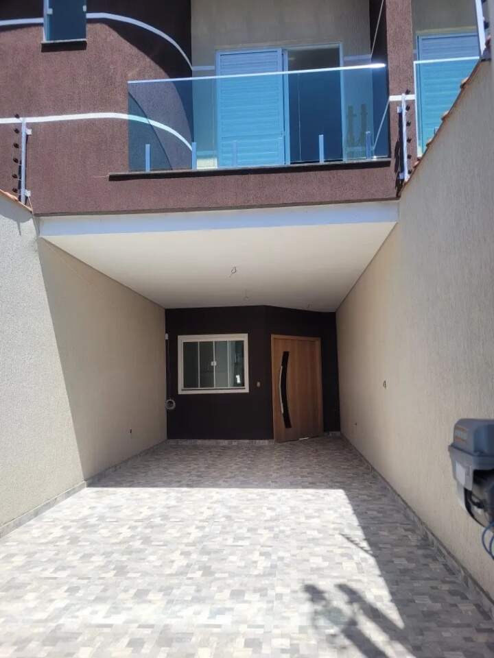 Sobrado à venda com 3 quartos, 180m² - Foto 1