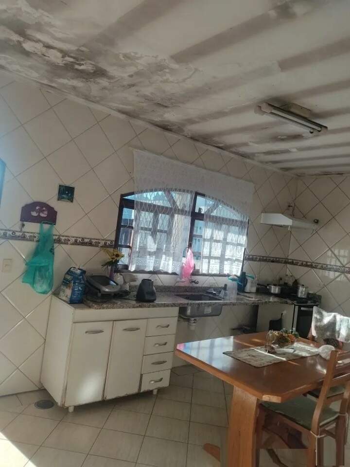 Sobrado à venda com 3 quartos, 300m² - Foto 11