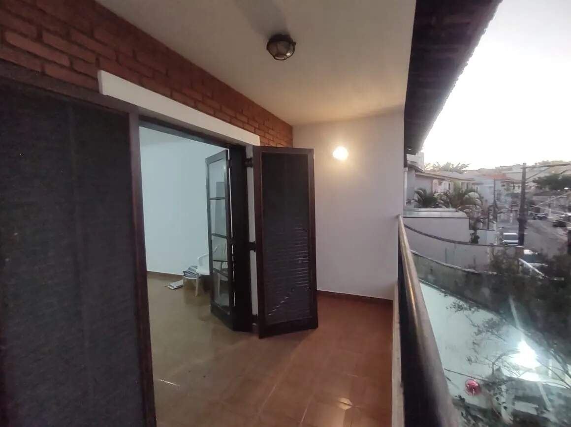 Sobrado à venda com 4 quartos, 289m² - Foto 4