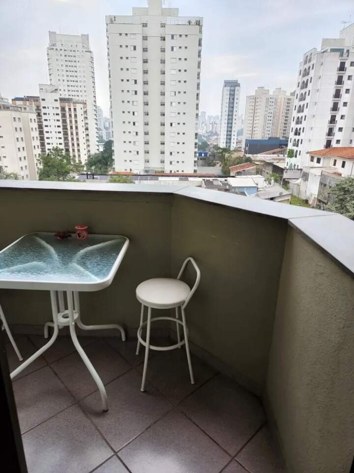 Apartamento à venda com 2 quartos, 67m² - Foto 4