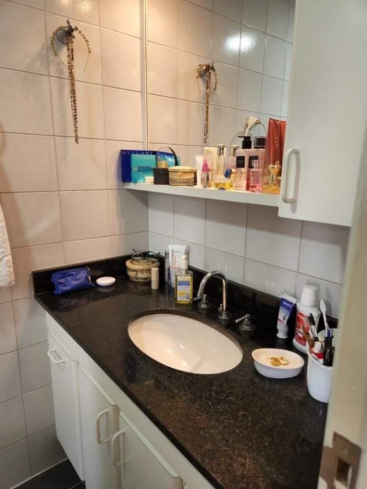 Apartamento à venda com 2 quartos, 67m² - Foto 9