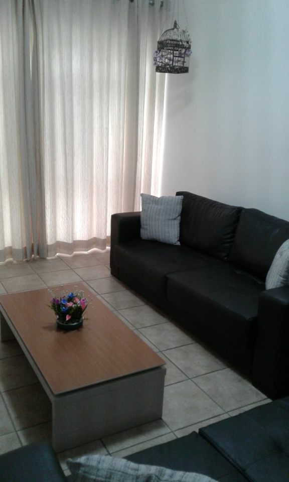 Apartamento à venda com 3 quartos, 127m² - Foto 2