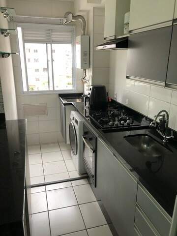 Apartamento à venda com 2 quartos, 42m² - Foto 2