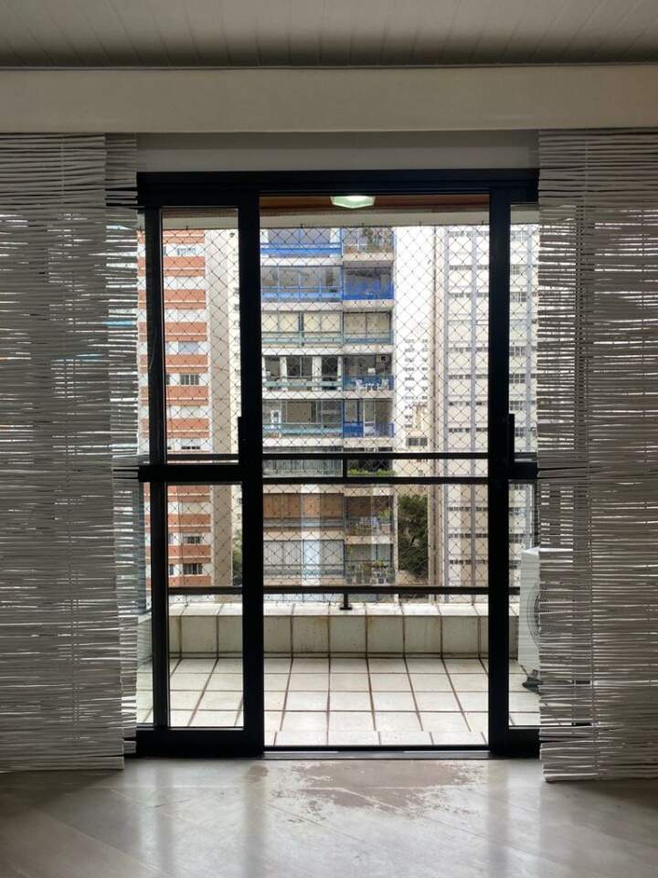 Apartamento à venda com 3 quartos, 160m² - Foto 5