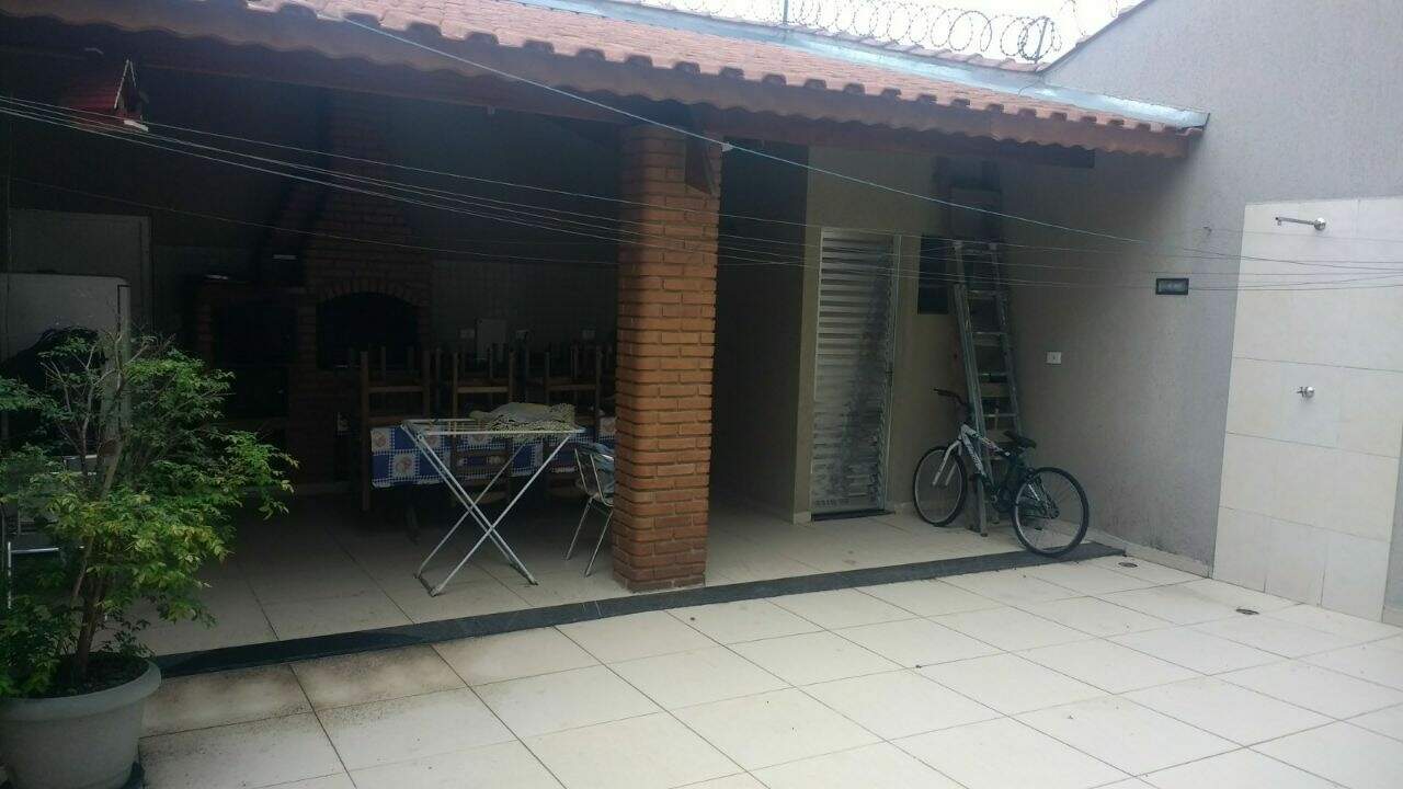 Casa à venda com 4 quartos, 212m² - Foto 7