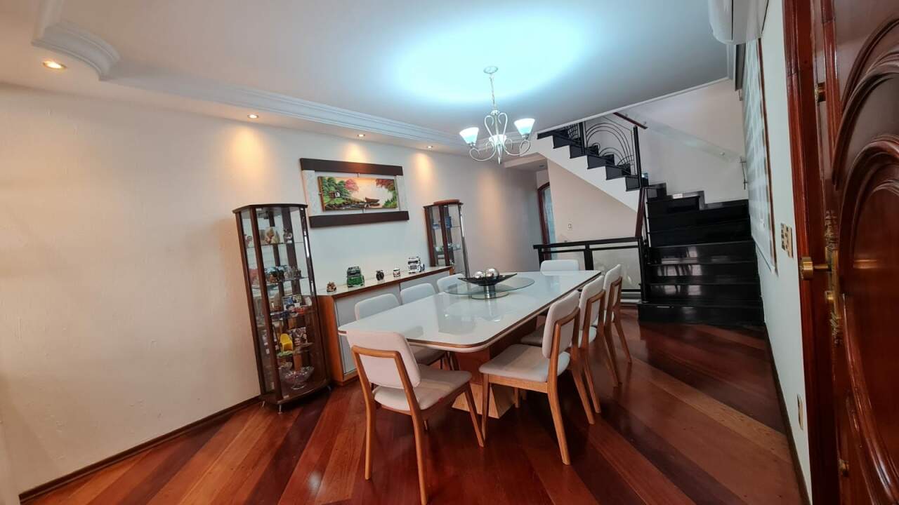 Sobrado à venda com 3 quartos, 300m² - Foto 19