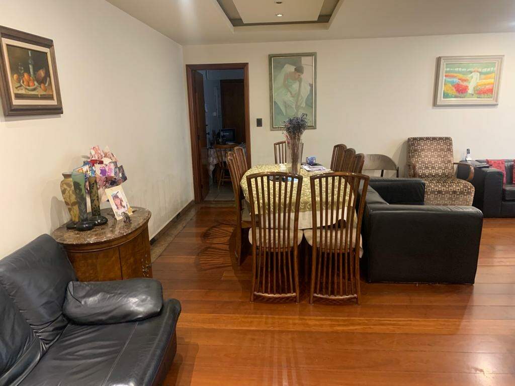 Apartamento à venda com 3 quartos, 140m² - Foto 6