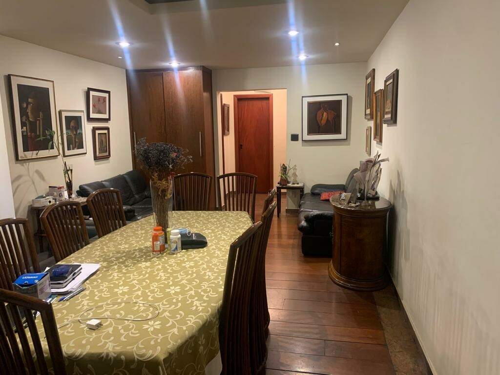 Apartamento à venda com 3 quartos, 140m² - Foto 7