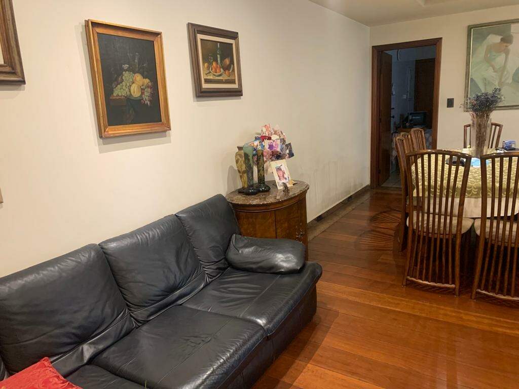 Apartamento à venda com 3 quartos, 140m² - Foto 5