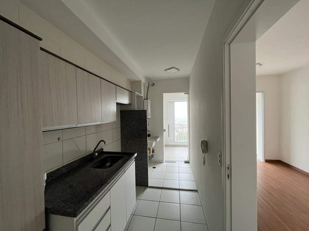 Apartamento à venda com 2 quartos, 62m² - Foto 13