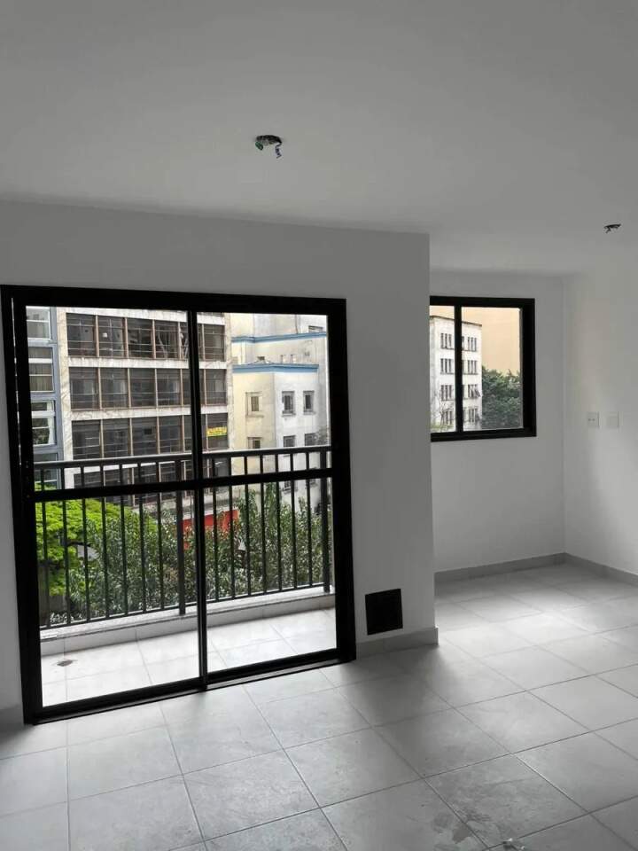 Apartamento à venda com 2 quartos, 37m² - Foto 4