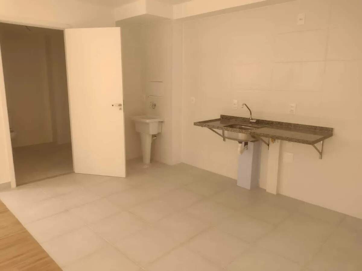 Apartamento à venda com 2 quartos, 37m² - Foto 5