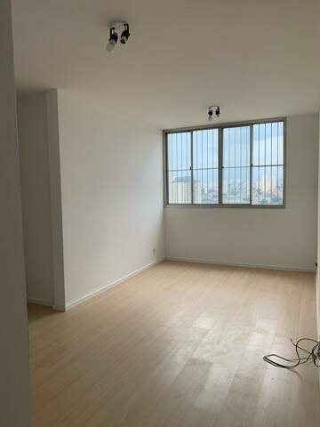 Apartamento à venda com 3 quartos, 69m² - Foto 4