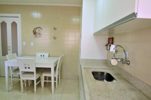 Apartamento à venda com 2 quartos, 61m² - Foto 1