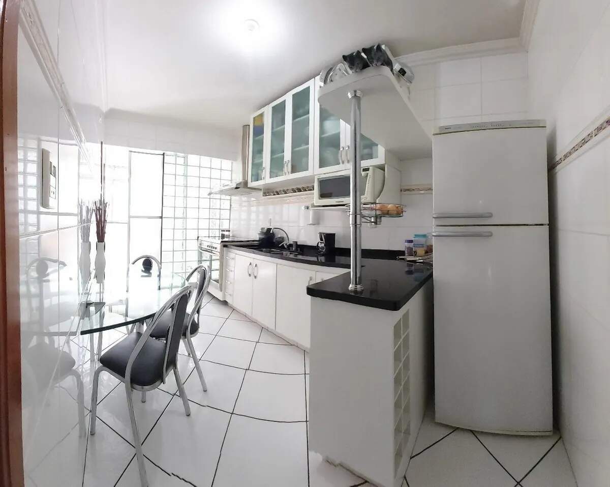 Apartamento à venda com 4 quartos, 116m² - Foto 7