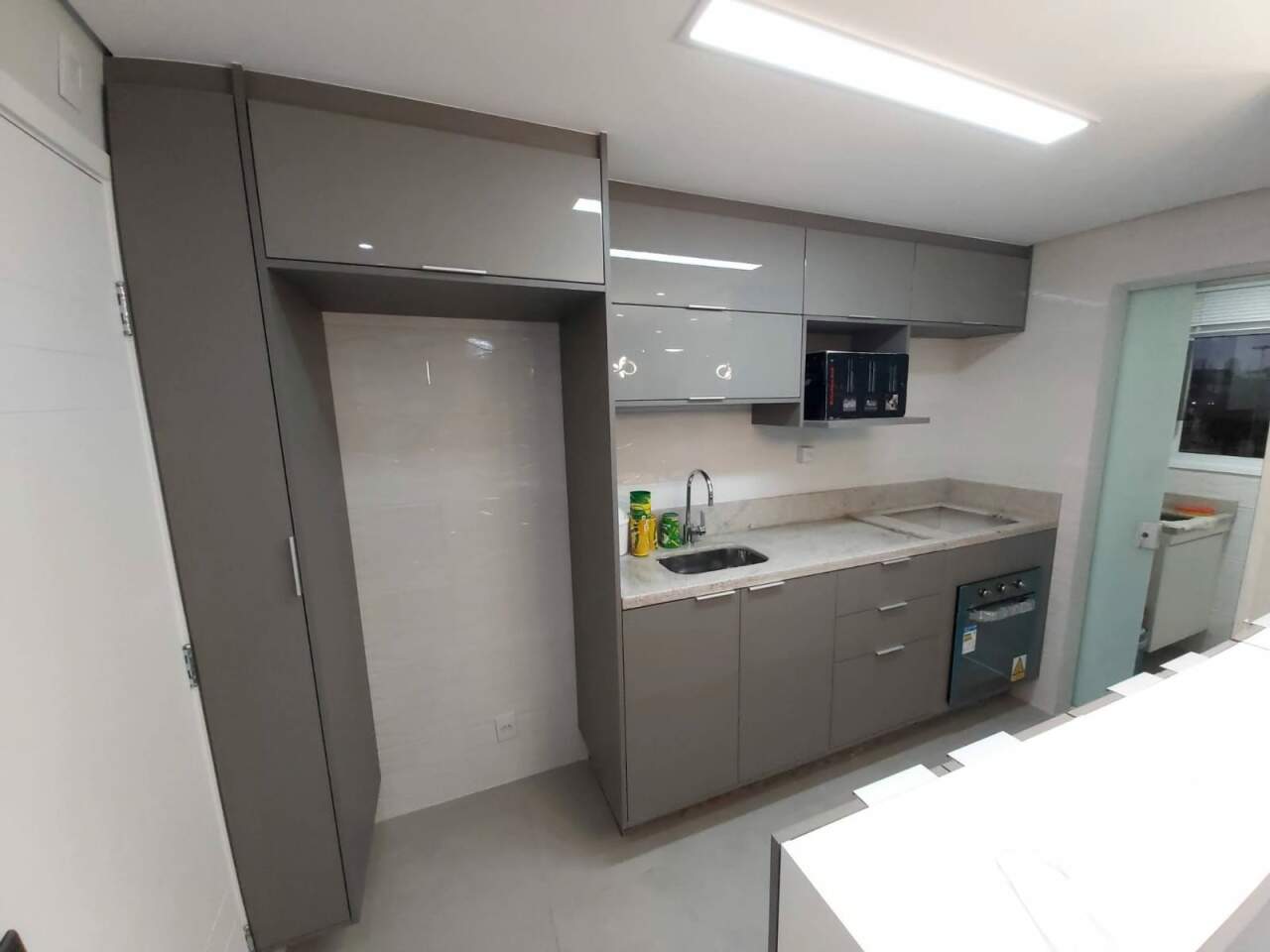 Apartamento à venda com 2 quartos, 50m² - Foto 1