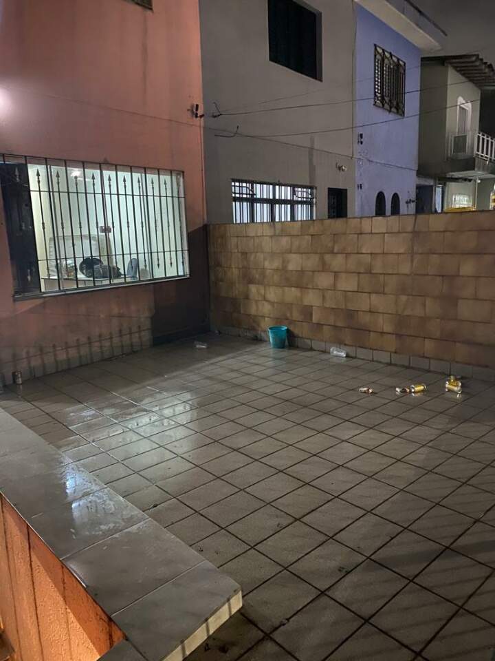 Sobrado à venda com 2 quartos, 130m² - Foto 4