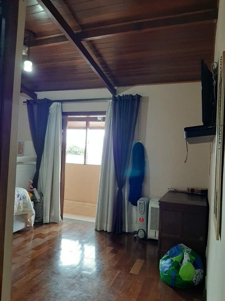 Casa à venda com 3 quartos, 261m² - Foto 35