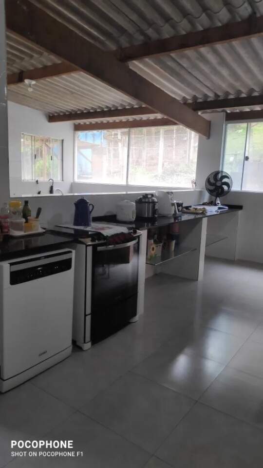 Fazenda à venda com 5 quartos, 600m² - Foto 18