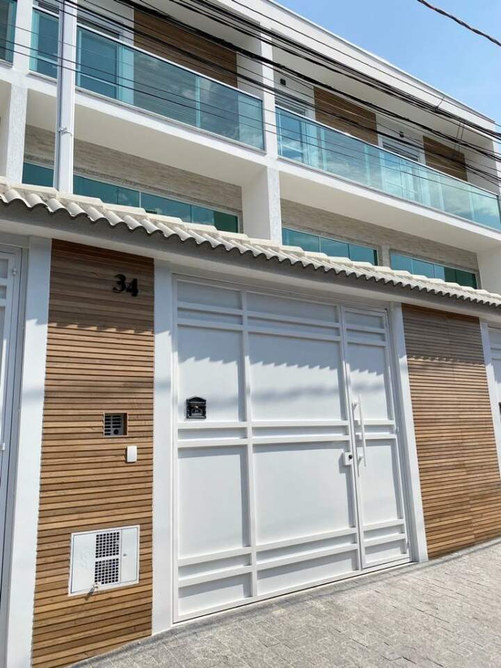 Sobrado à venda com 4 quartos, 220m² - Foto 2