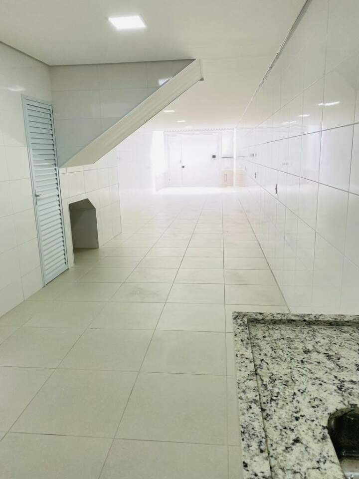 Sobrado à venda com 4 quartos, 220m² - Foto 15