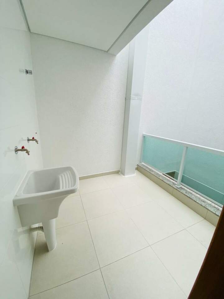 Sobrado à venda com 4 quartos, 200m² - Foto 42