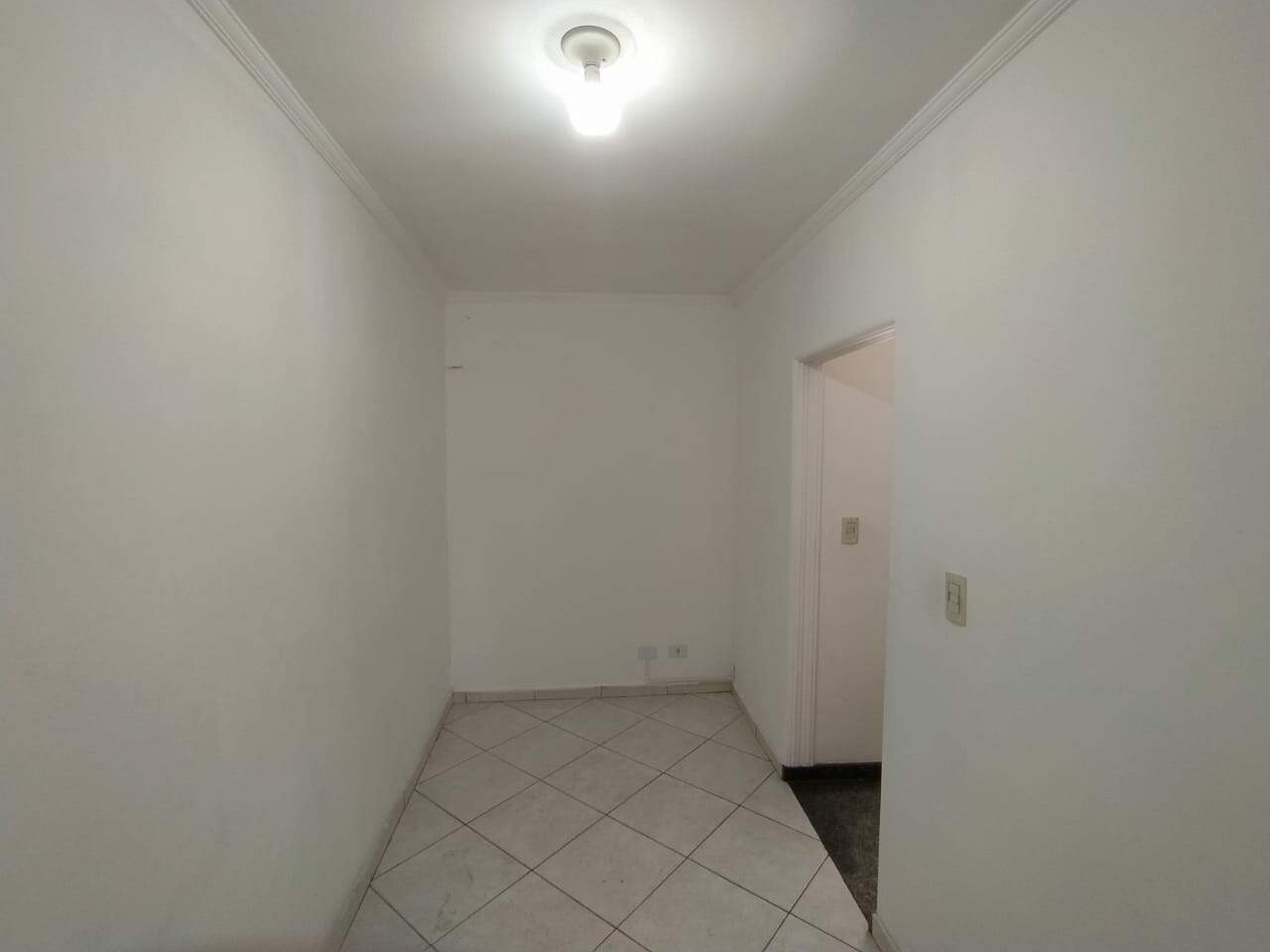 Casa à venda com 3 quartos, 250m² - Foto 15